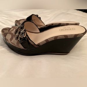 Coach Patent & Fabric Wedges NWT Brown/Tan